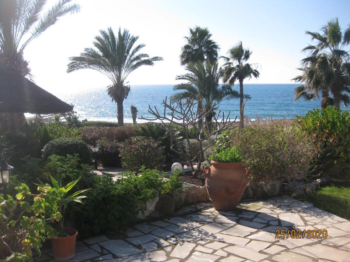 Sea Front Villa Kristina Klorakas المظهر الخارجي الصورة