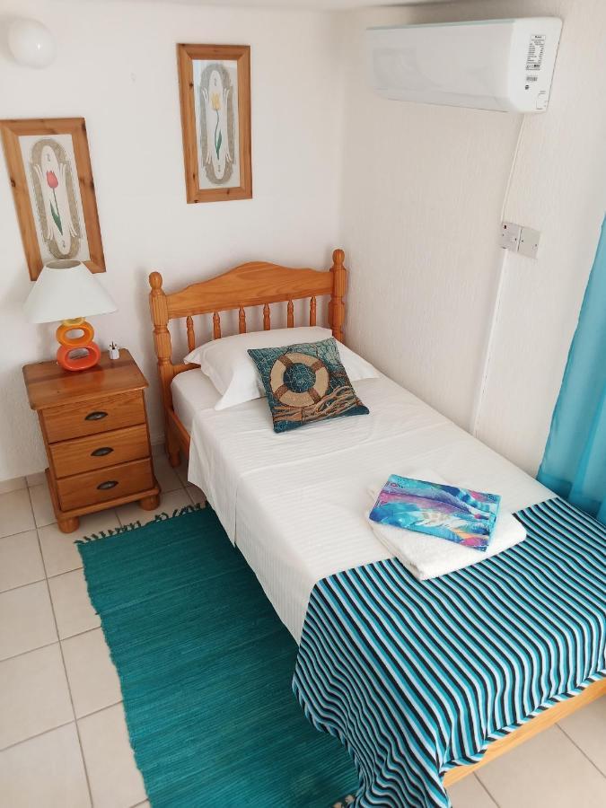 Sea Front Villa Kristina Klorakas المظهر الخارجي الصورة